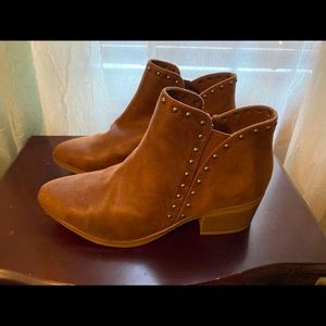 MIA Dawsyn Bootie, Brown faux leather with stud detail. New